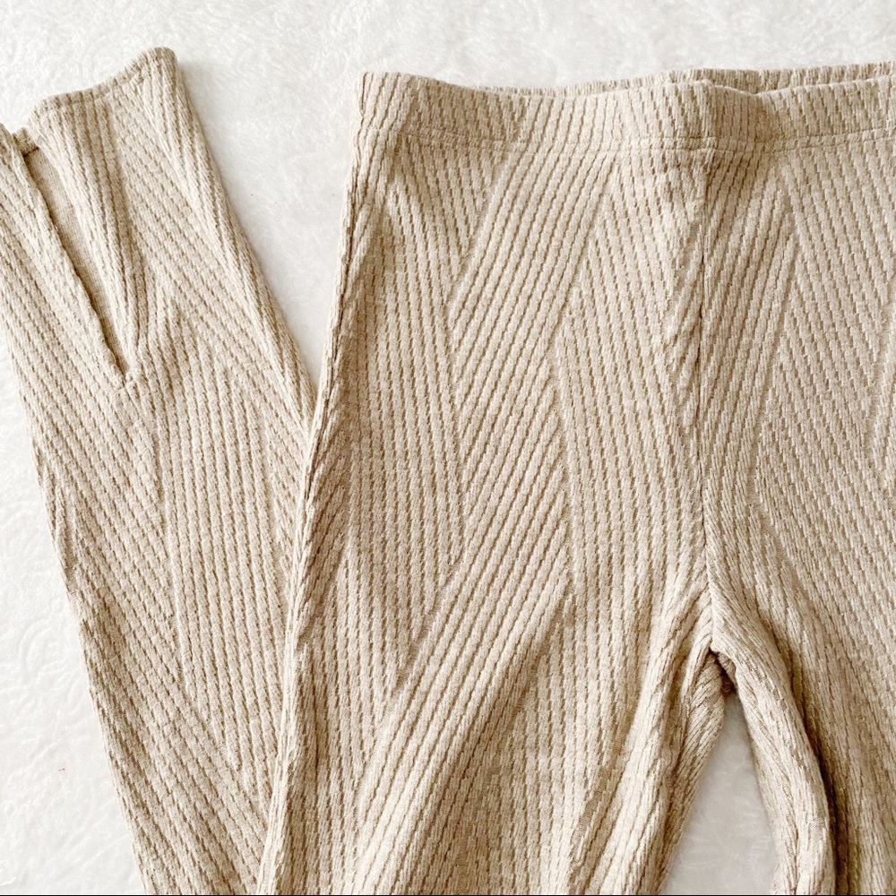 NWT Lulu’s Emery Park Knitted Parted Hem Leggings - Picture 4 of 16